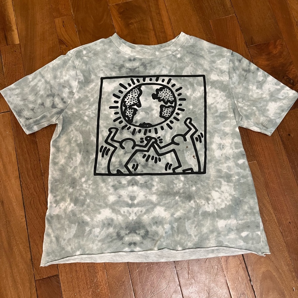 Cropped Graphic Tee with Earth Motif